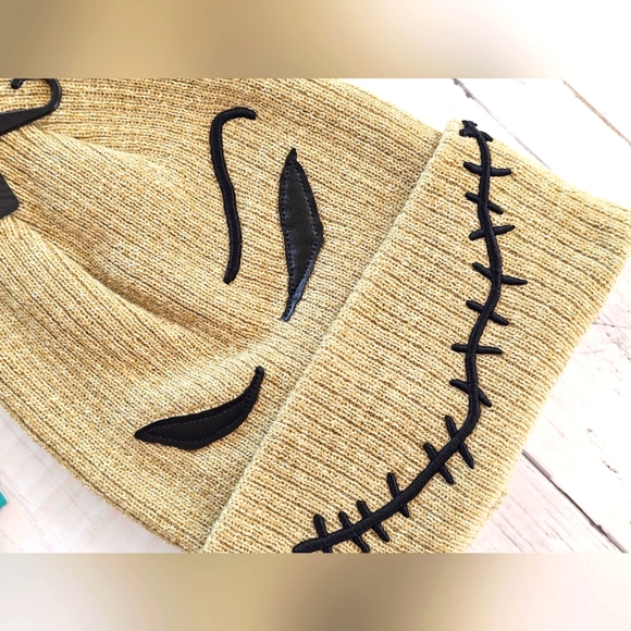 NEW LOT of 2 Disney NBC Khaki Oogie Boogie Beanie Cap Hat & Metal Keychain - Picture 2 of 7